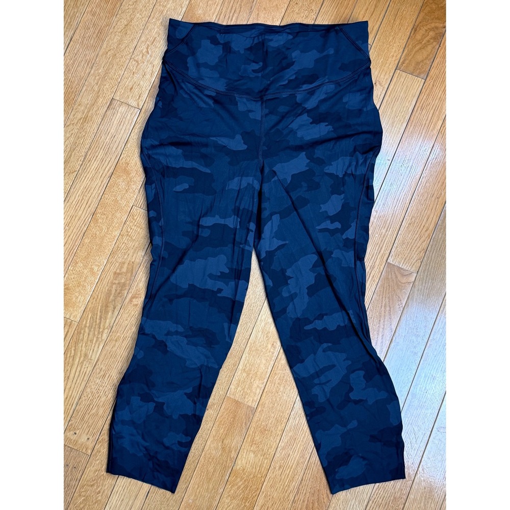 Lululemon Base Pace High-Rise Crop 23" Heritage 365 Camo Deep Coal Multi Size 12 - Picture 3 of 6